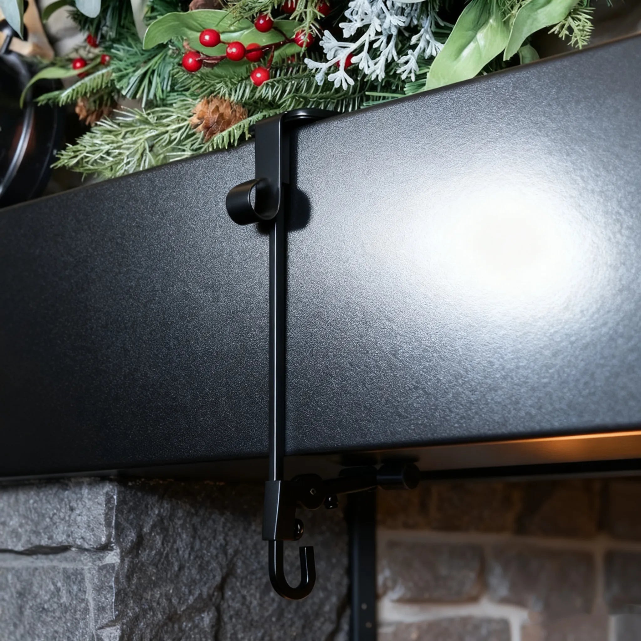 🛒Fireplace Stocking and Garland Hanger