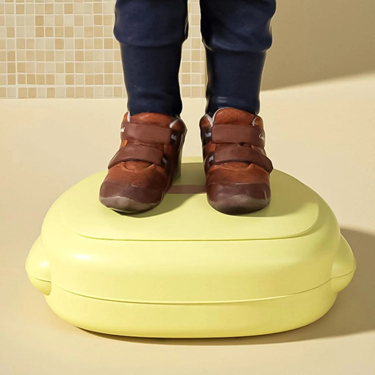 Duckie Fold-Flat Kids Travel Potty with 120 Disposable Liners