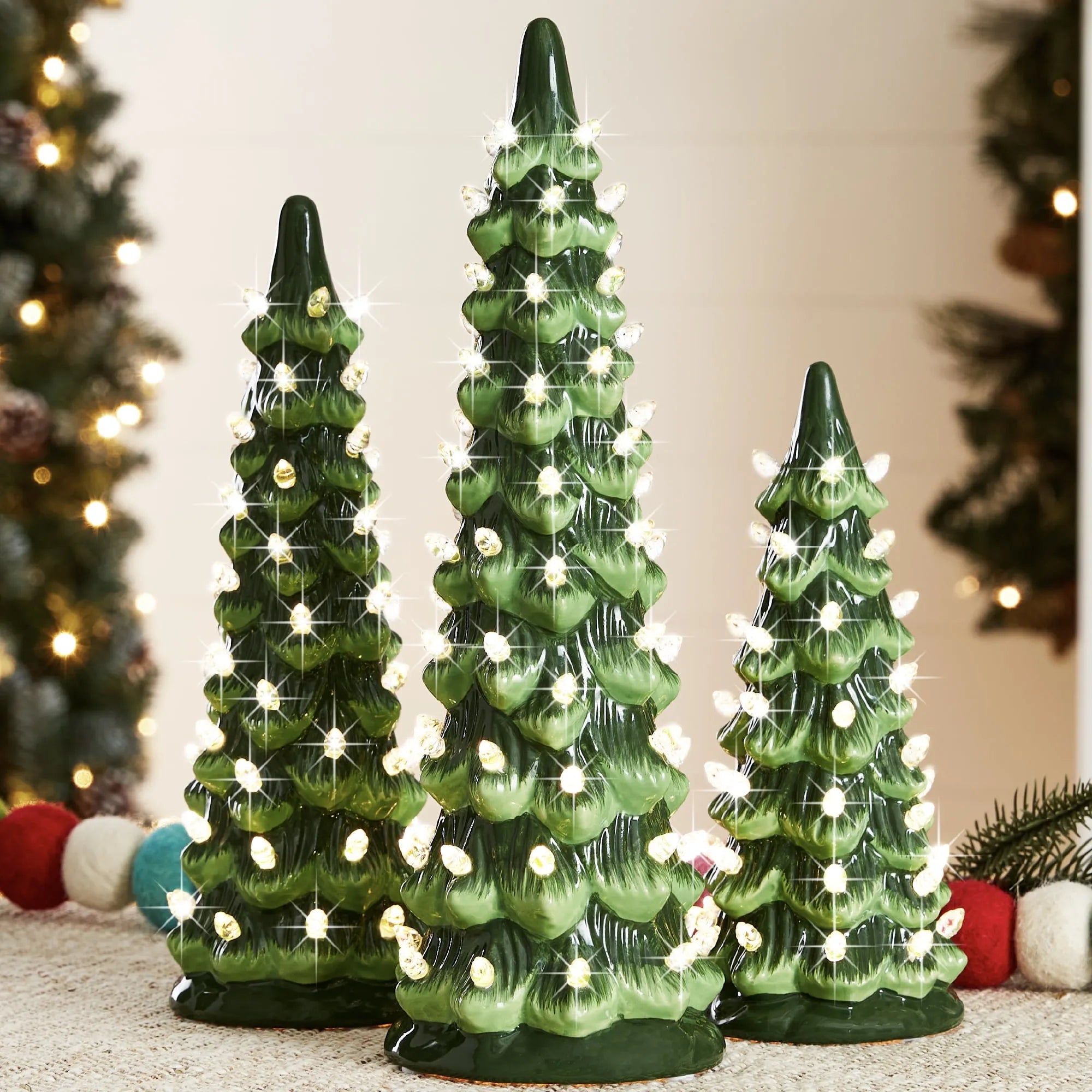 🕯️ Hand-Painted resin Pre-Lit Christmas Tree with LED Lights
