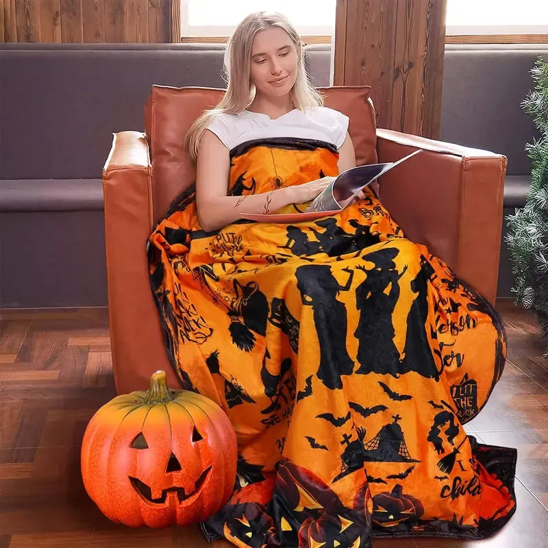 Halloween Flannel Throw Blanket – Ultra-Soft Cozy Blanket for Couch, Bed & Gifts
