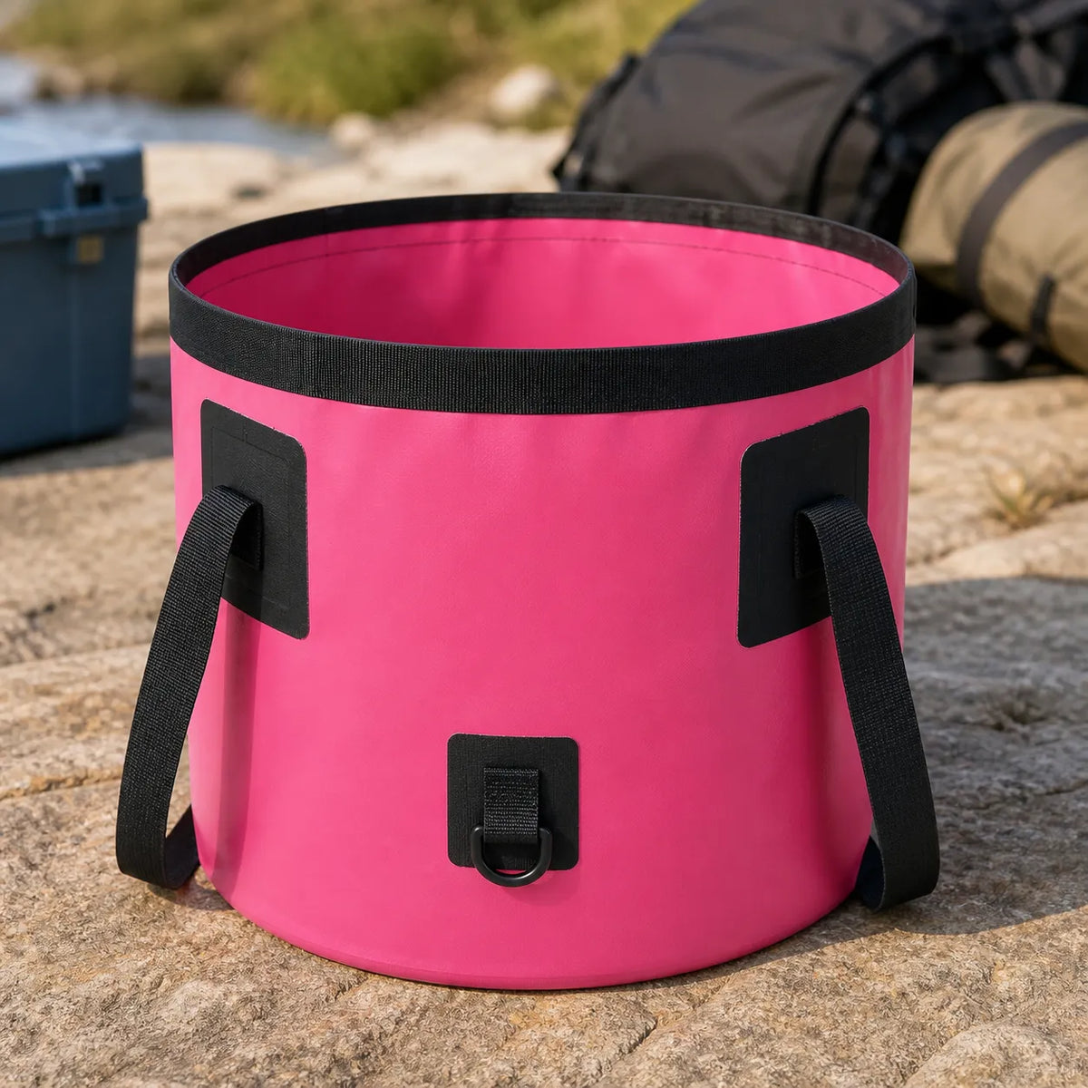 Pack-Flat Outdoor Collapsible Bucket