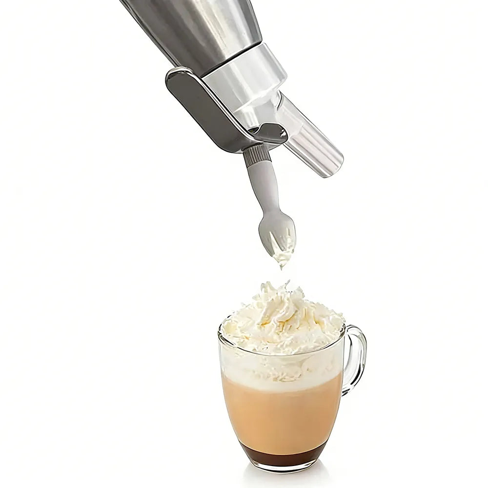 🍰 Professional cream frother