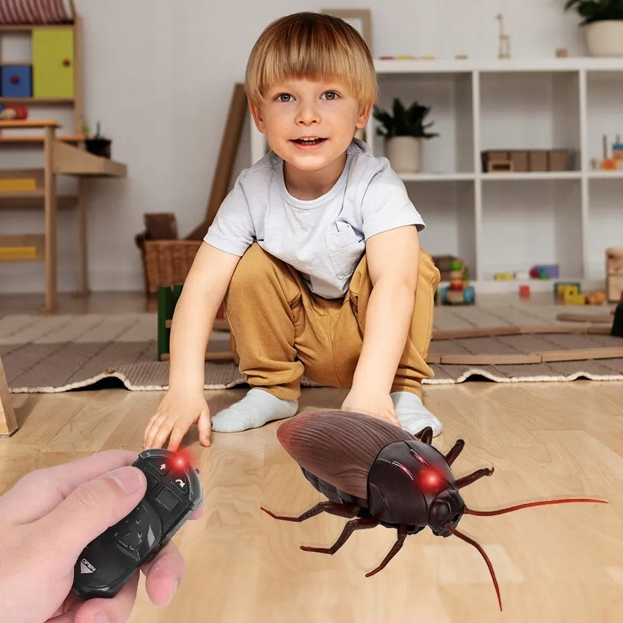 🔥Remote Control Cockroach Toy – Realistic Moving Fun for All Ages