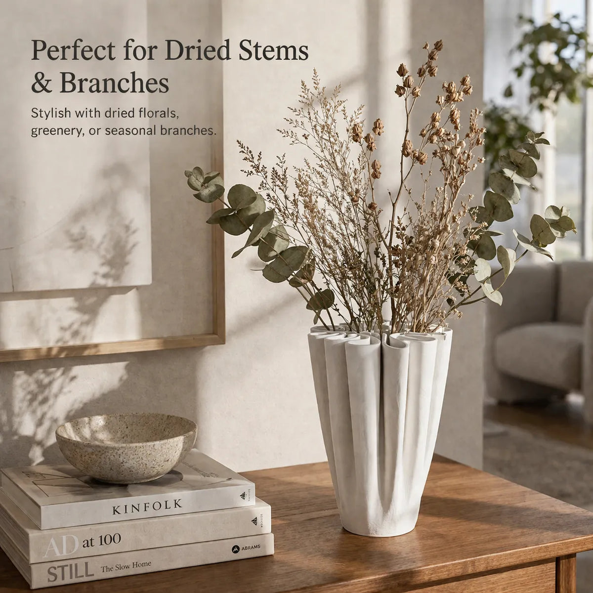 🌸 Sculptural Elegance: Hand-Fired Ceramic Vase for Beautiful Floral Art