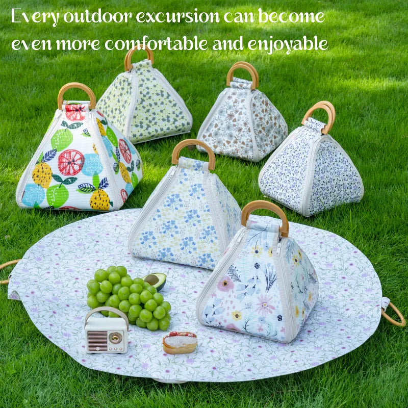 🏕️ Foldable Multi-Functional Picnic Mat & Seat Cushion