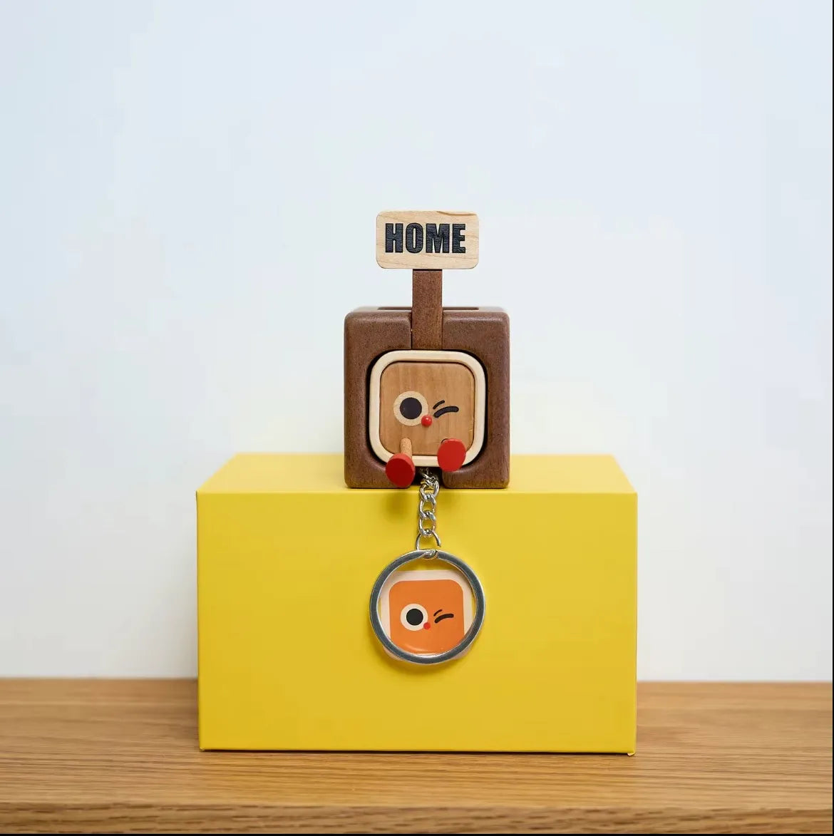 🏡 Home Tag Keychain Set — Solid Wood Key Holder & Wall Mount Hook