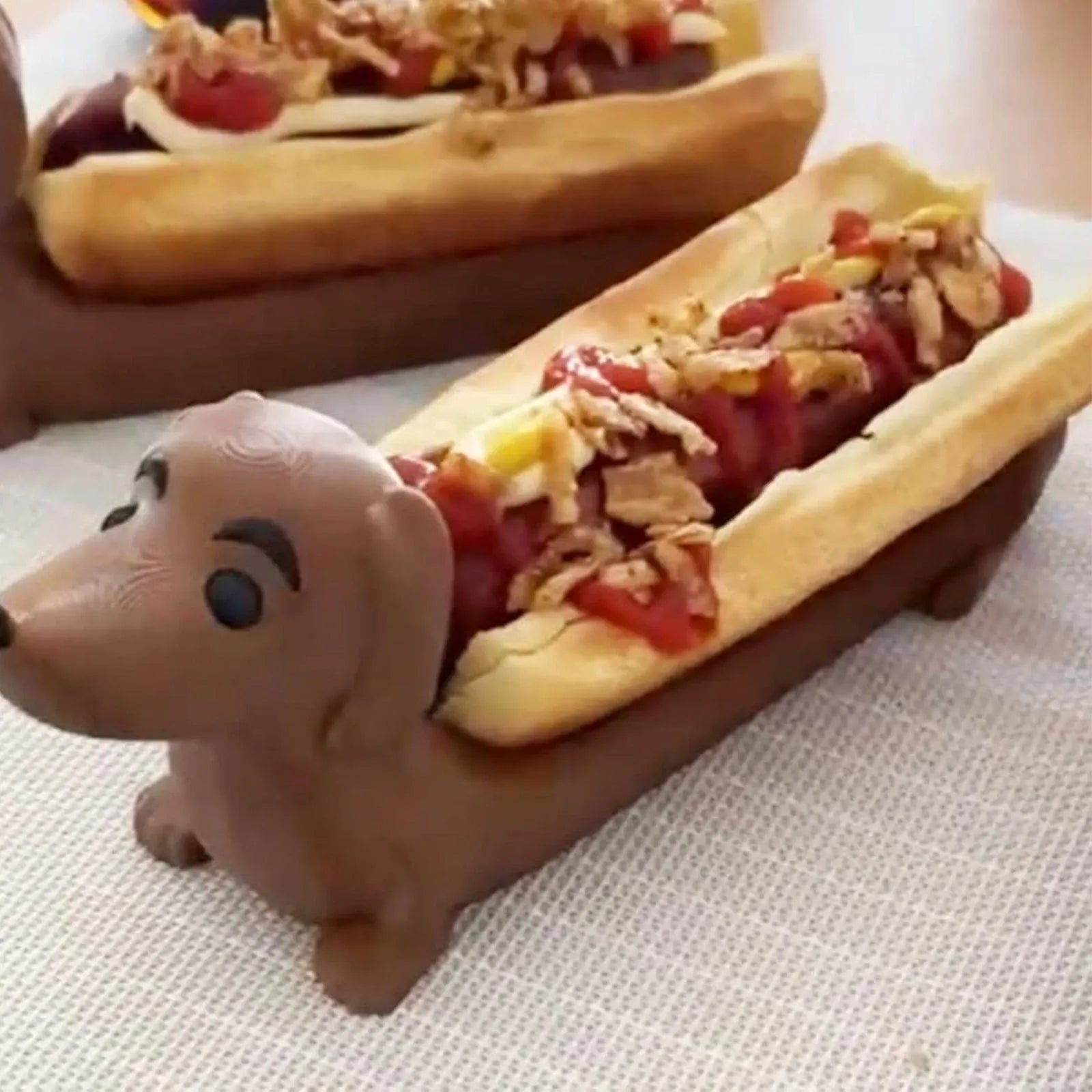 Funny Dachshund Hot Dog Serving Tray – Cute Sausage Dog Snack Holder